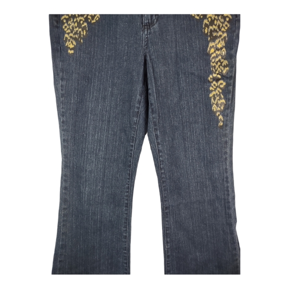 Jeanstar womens Dark Blue Denim Jeans Size 8P Embellished Painted Leopard - Picture 10 of 11